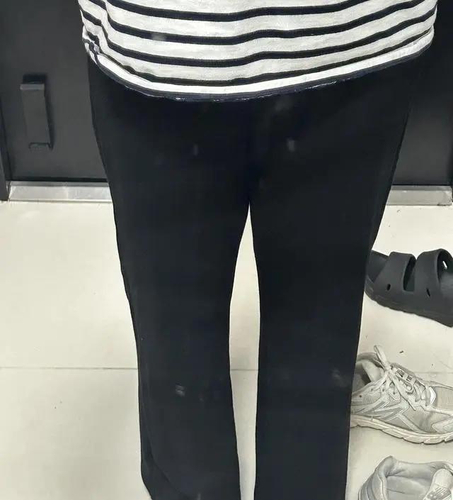 엄청 편해요!!! 기존에 입던 밴딩바지가 이제 불편한데
