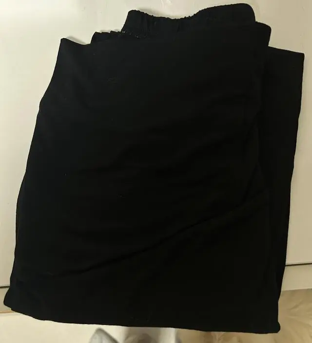 얇고 보들보들하고 편해요. 점점 더워지는데.. 딱이에요!!
