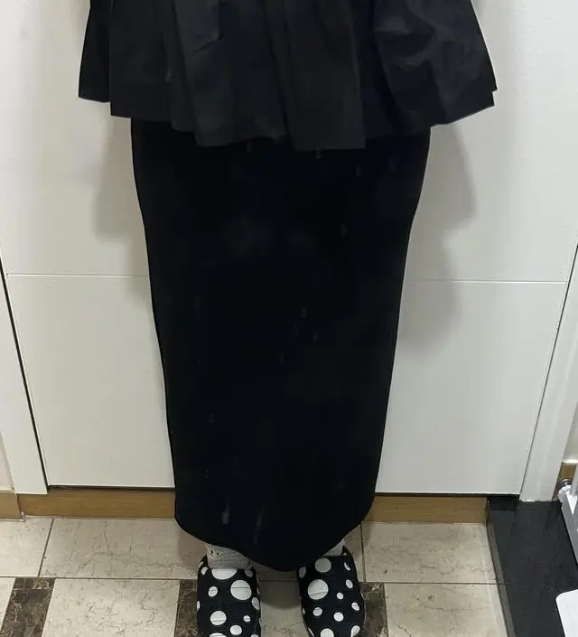 일단 촉감이 보들보들하고 정말 쫙쫙 늘어나서 엄청 편하네요 ㅎㅎ 배도 하나도 안쪼이