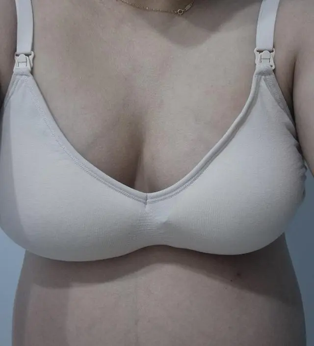 쌍둥이 막달 90kg 찍고 다음주 출산이라 수유브라 구입했는데 연장후크도 있어서 아주 