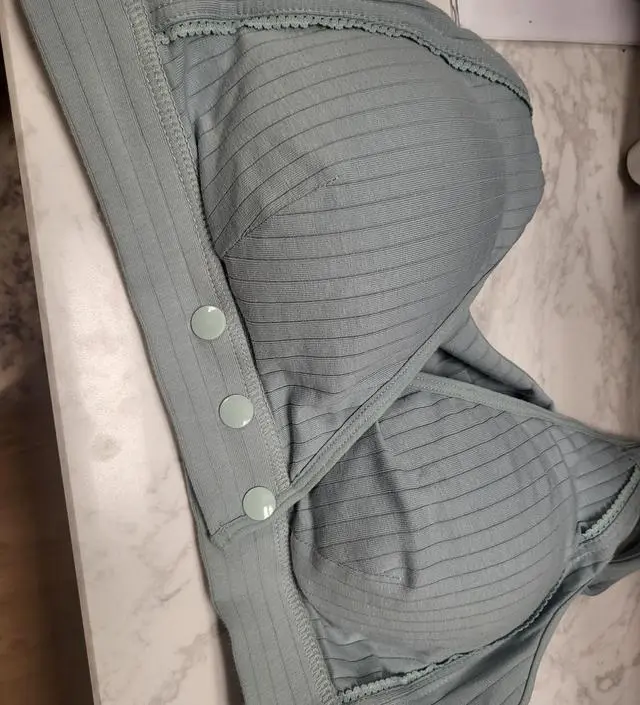 처음엔 조금 크게 느껴졌는데 20주이후부터는 완전 편하네요
