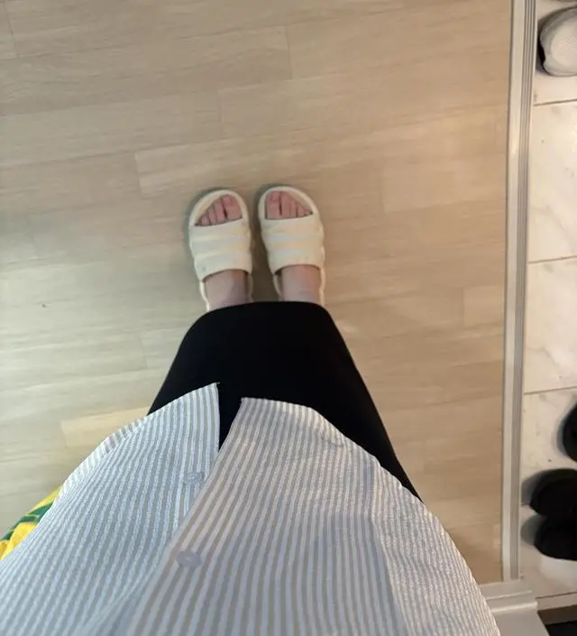 오 XL사길 넘 잘했어요 사이즈 맞네요~~ 배도 안끼고 넘 편안해서 죠아용