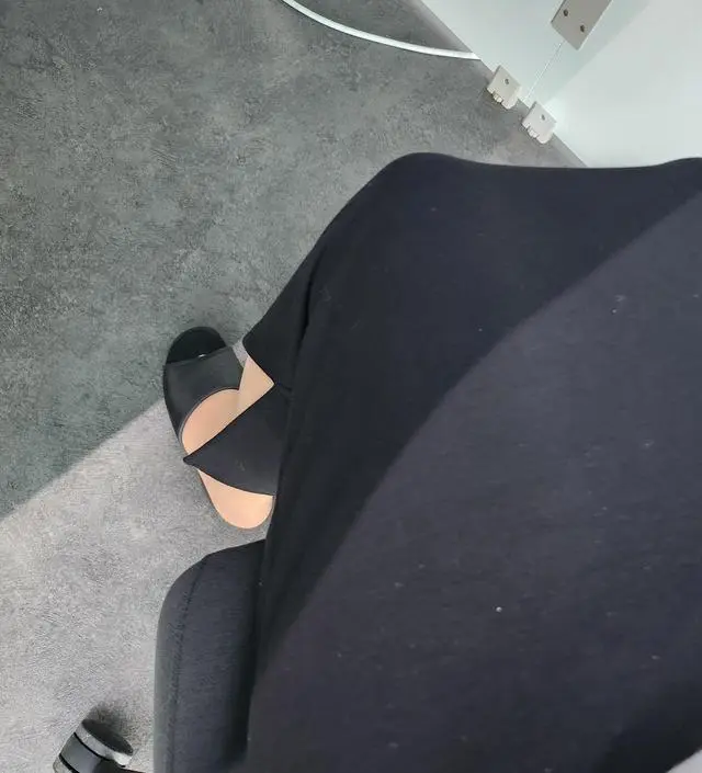 후기가 많다는게 실감이 되네요! 쫀쫀하니 정말 편하고 지금 30주인데 입을옷이 점점 없