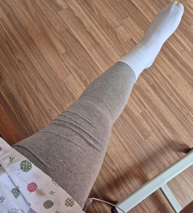 쌍둥이 맘 90kg 정도 되는데 XL 맞을까 엄청 고민하다가 구입했어요 아주 잘맞네요! 지