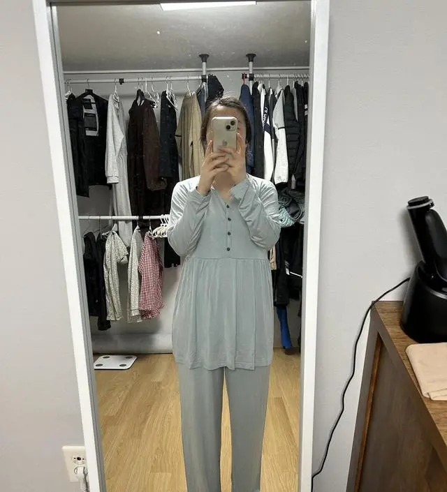 출산 후 날은 더워지고 에어컨을 쐰다거나 찬바람을 쐬면 안되니 긴팔긴바지를 입어야하