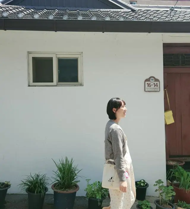 멜빵에 단추가 하나 없이 왔었는데 문의하니 재고가 있다고 바로 맞교환신청해주셔서 빠