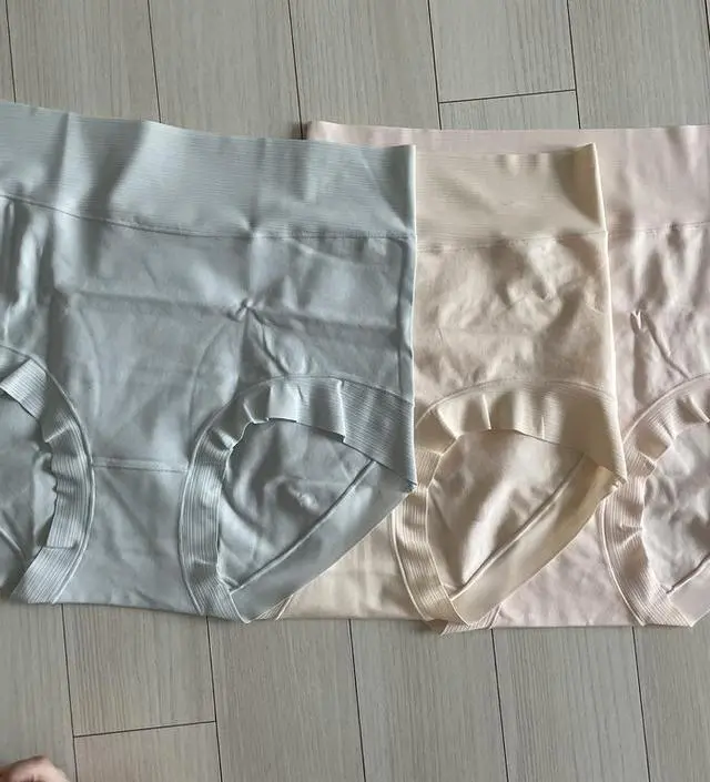 믿고 구매하는 소임에서 배 위까지 올라오는 팬티 구매해봤어요.
