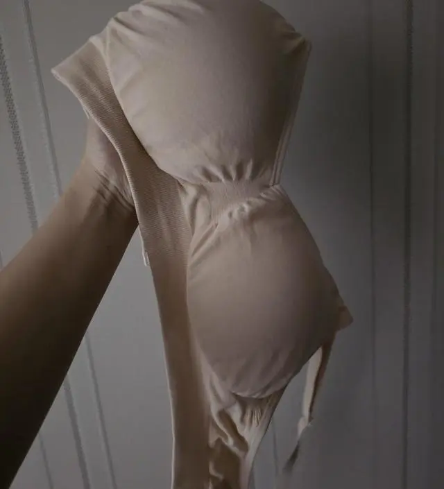 소재가 진짜 부드러워요. Free 사이즈와 XL 시켰는데, 편하게 입으려도 둘 다 연장후크