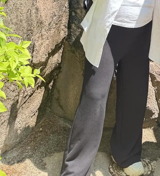 제 출근복입니다..ㅋㅋㅋ문신템! 배에 고무줄이 없어서 편하게 입을 수 있어요!ㅎㅎ