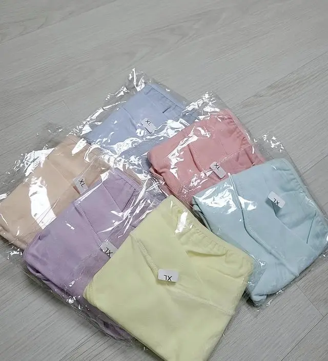 16주 이후로 배가 갑자기 나와서 조금 헐렁한 팬티로 입다가 식후에 배가 좀 조이는거 