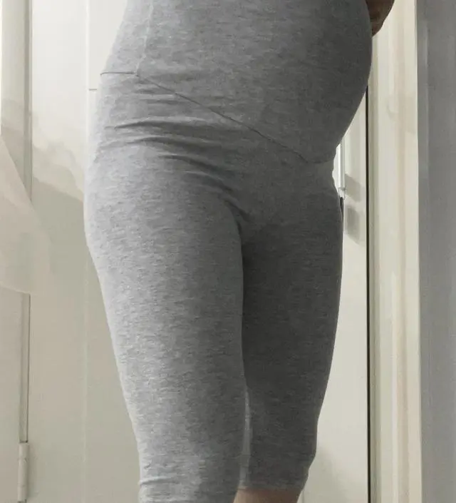 여름에 입어보려고 싰는데 쫀쫀하니 괜찮네요~ 티셔츠 밑에 입으면 편하고 좋을 거 같아