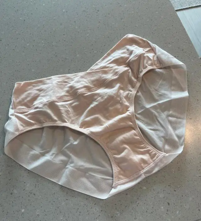 네이버페이에서 작성된 후기입니다.
