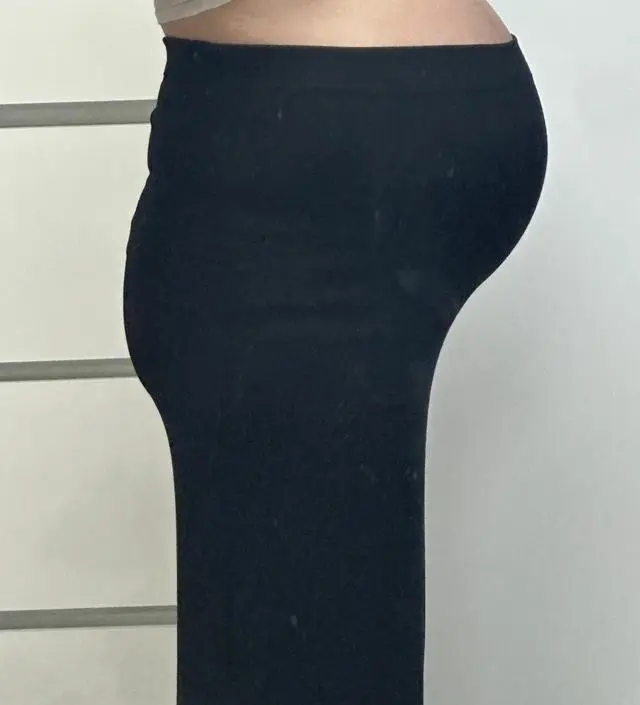 배가 이렇게나온 만삭임산부인데도
