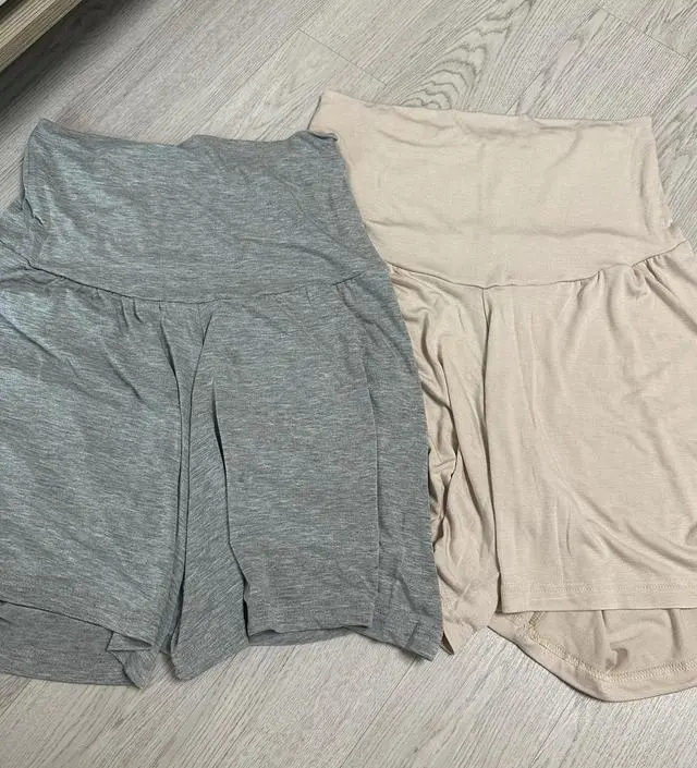 여름에 원피스 입을 때 입을려고 구매했는데 배 부분이 편해서 좋아요. 멜란지보다 스킨