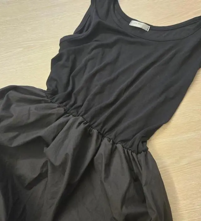 네이버페이에서 작성된 후기입니다.
