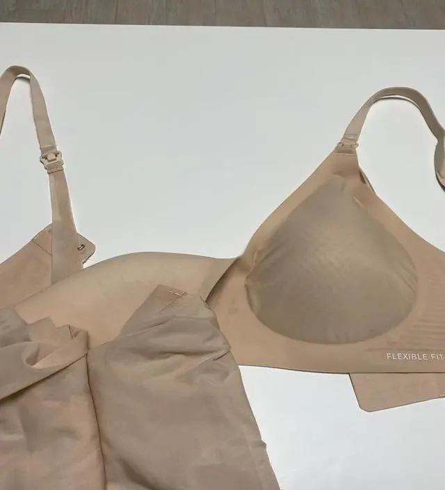 아직 입고나가보지 않앗지만 착용감이 편한거 같아요
