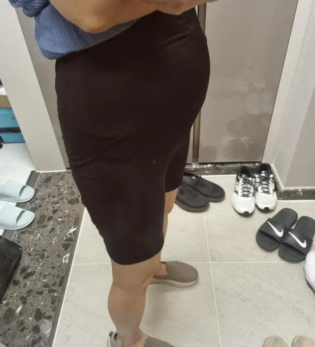 4부 블랙은 평소 긴 옷이랑 매치해서 입을 옷으로 샀고
