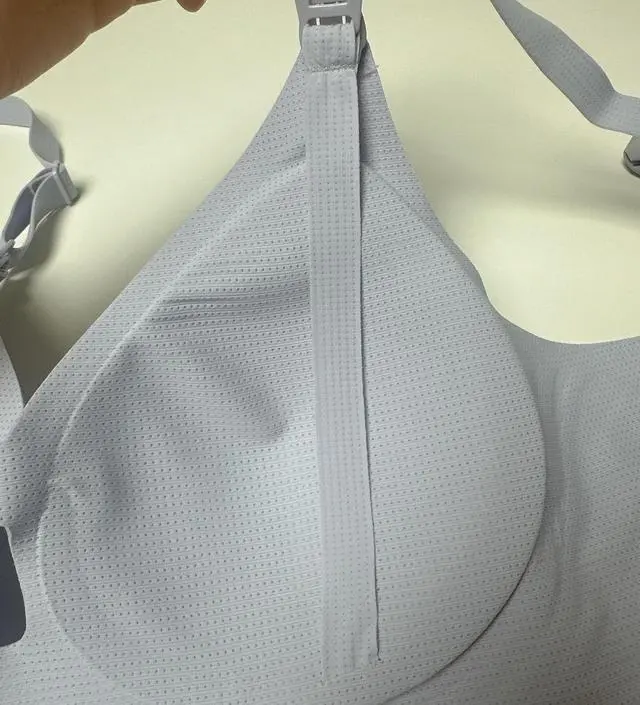 너무너무 편한데 수유브라라고 말안면 모를 정도로 디자인도 괜찮아서 아직 출산전이지