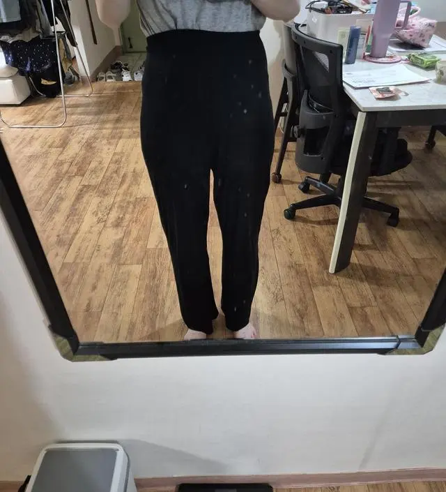 잘늘어나고 소재도 얇아서 좋은거같아용