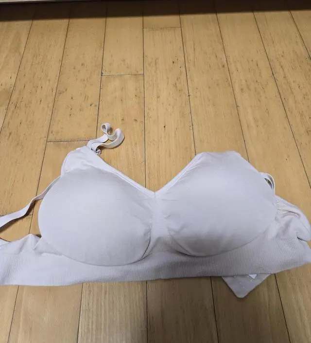 기존에 입던 속옷이 불편해서 샀는데 너무 편해요~