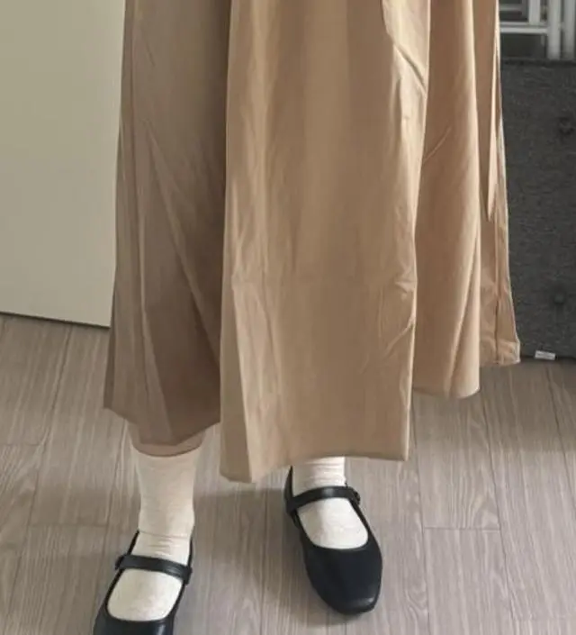 신발 소재가 말랑 말랑해서 오래 신어도 편해요!!! 결혼식 갈 때 잘 신었어요 ^^