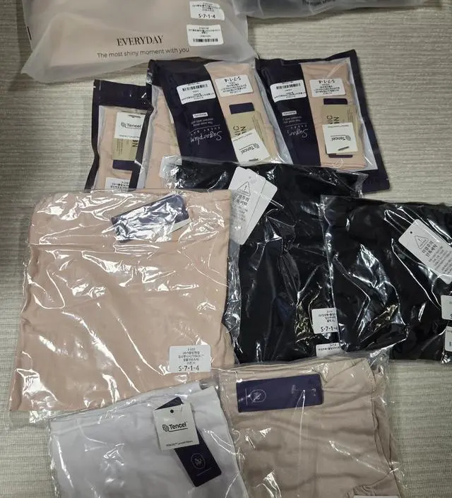 입덧이 나아지면서 이것저것 잘먹다보니 살이 많이 쪄서 수유브라 구입했습니다. 추가후