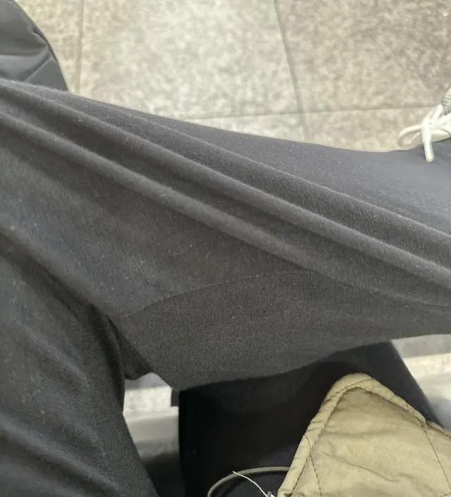 세일가에 샀고 마음에 안들면 잠옷으로 입자 했는데 웬걸 안입은듯 최근 산것중에 제일