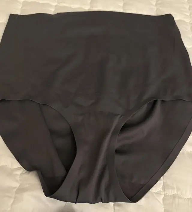 엄청 고민하다가 샀는데 진짜 편해요.. 기존 팬티 배 더 나오면서 봉제선 때문에 간지러