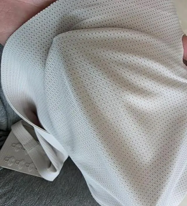 네이버페이에서 작성된 후기입니다.
