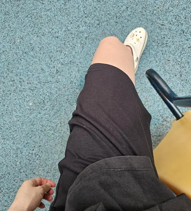 커요...... 커요.... 소임 바지 넘 좋대서 기대하고 샀는데 완전 질질질질.. 21주인데.