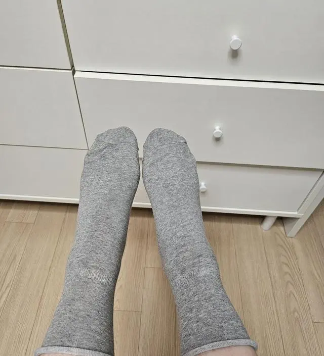 출산가방준비물에 무압박 돌돌이 양말이 있어 구매했어요
