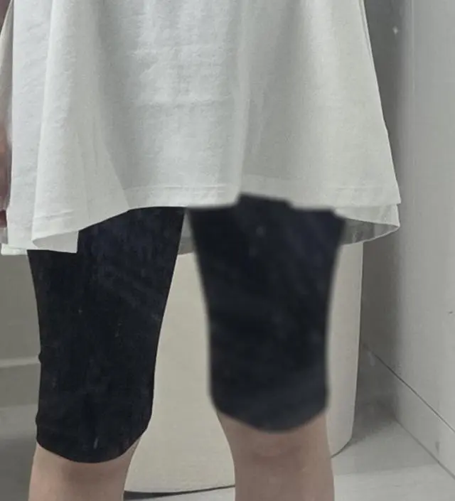 코디된 상의와 함께 입었는데 편하네요. 저녁때 산책갈때 가볍게 입기 좋겠어요