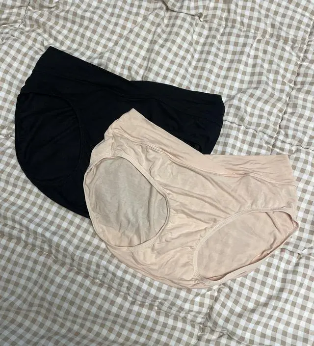 너무 편하게 만족스럽게 잘입고 있어요! 배가 나와도 부담없이 편하게 입을 수 있어서 