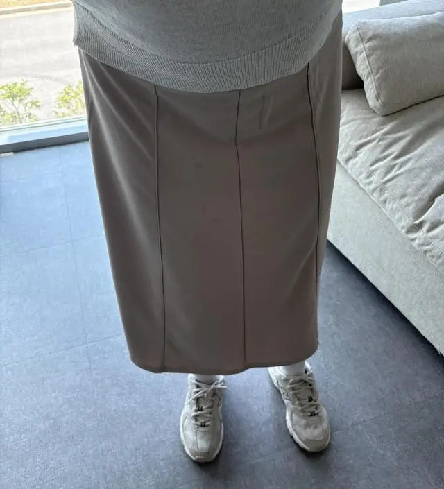 까슬한 시원한 느낌의 소재예요
