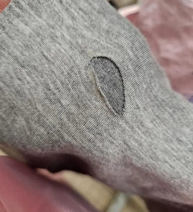 2개구입해서 총4개 받았어요.받자마자 택제거하고 망에 넣어서 울코스로 단독세탁했는데