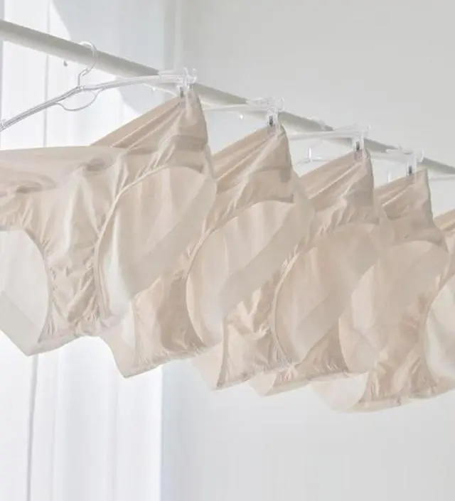 유투브보고 구매했는데 정말 너무 시원하고 편해용..... 35주인데 사이즈도 압박감 없이