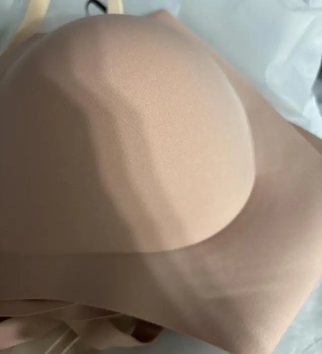 임산부 만삭인데 기존에 착용하던 브라가 너무 작고 쪼여서 새롭게 수유브라 주문했어요