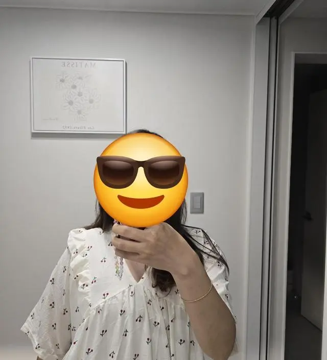 생각했던 것보다 더 폼이 낙낙하고 잘 늘어나서 집에서 편하게 잘 입을 것 같아요~ 가격