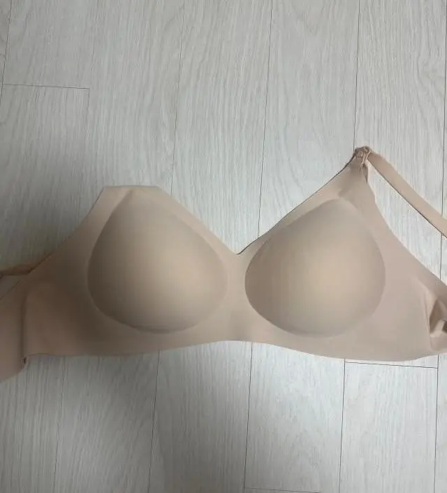 네이버페이에서 작성된 후기입니다.
