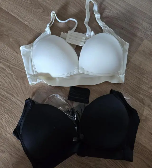 색상도 이쁘고 수유할때 편할거 같아요~~