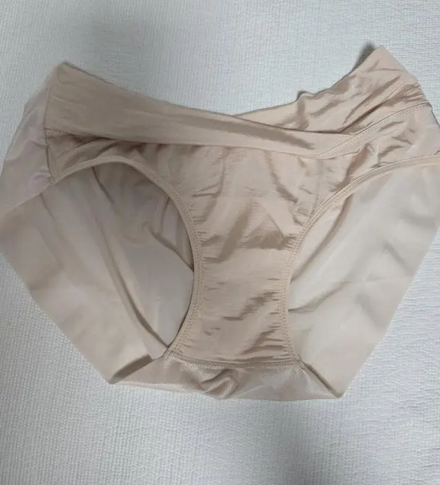 L사이즈 만족하면서 잘 입고 있었는데 배가 커지면서 더 여유있는 사이즈가 필요할 것 