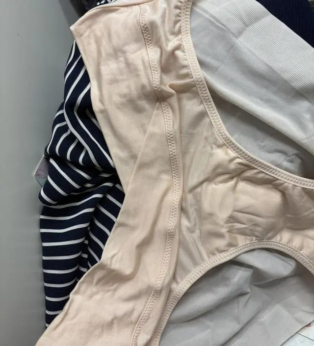 벌써 두번째 구매입니다! 임신 중기부터 팬티라인이 너무 조여서 L사이즈 사서 너무 좋