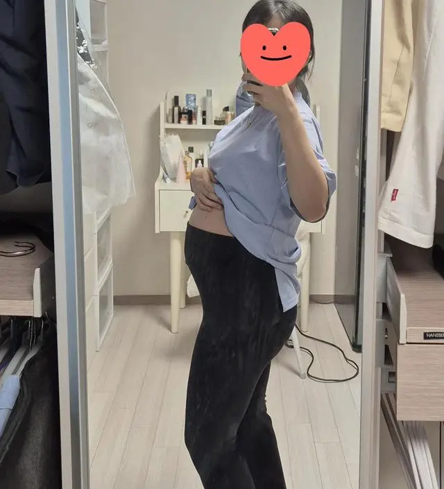블랙 L 사서 운동할때마다 잘 입었어요. 33주차라 배가 많아 나오면서 XL 추가 구매해서