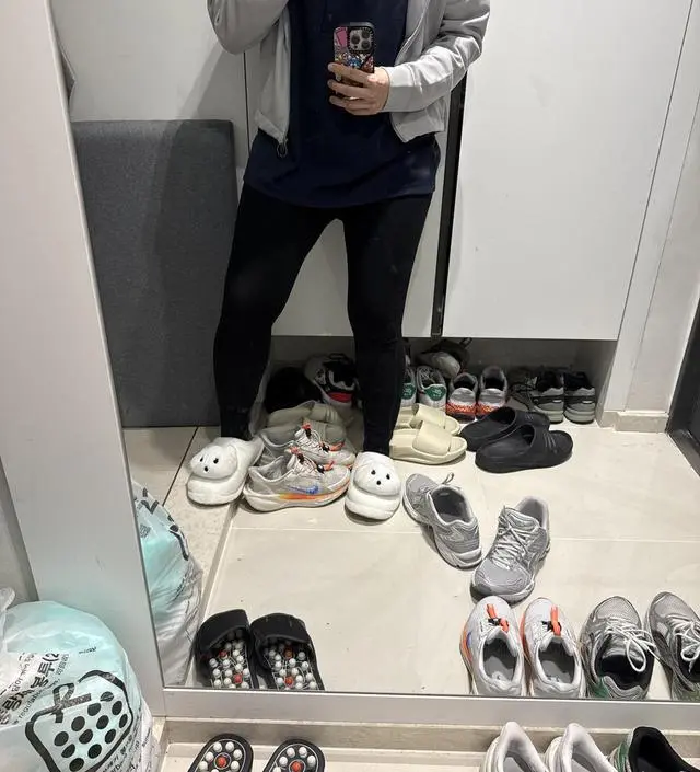 산후풍으로 무릎 시려서 구매해서 입고있어요. 조하영!