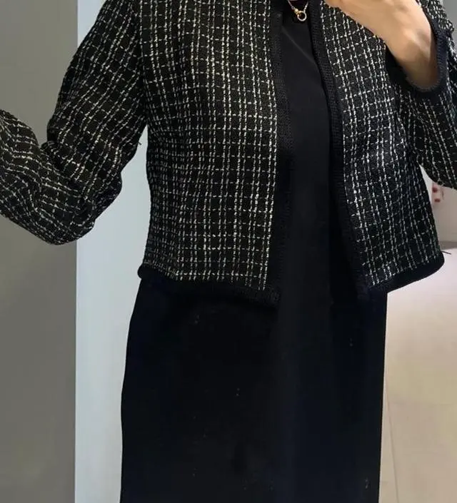 여름에도 실내에 들어가면 추워서 가디건이 필요했어요.
