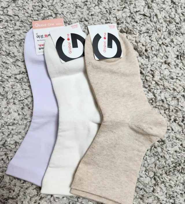 백색, 아이보리, 연베이지 3가지 구매했어요 
