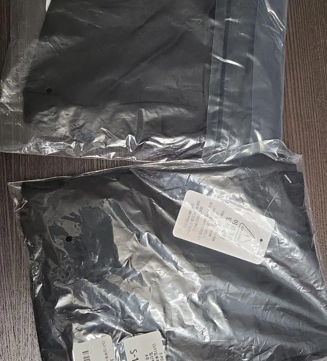 저번엔 블랙 스킨 두개사고
