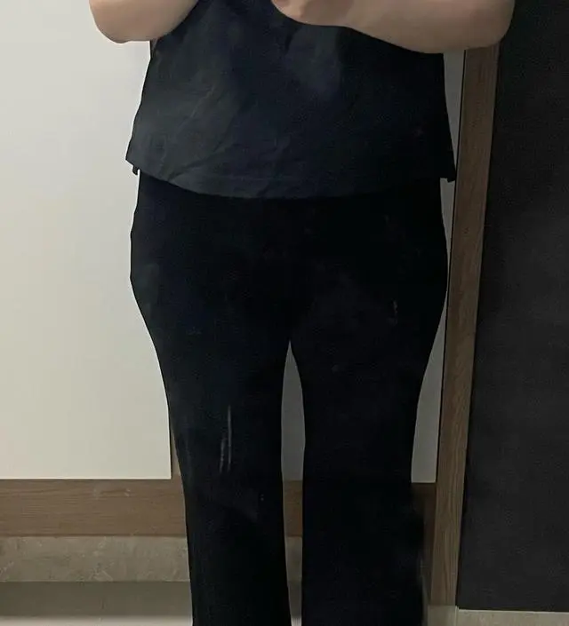 슬슬 고무줄 바지가 불편해서 사봤습니다. 
