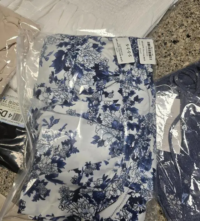 신혼여행겸 태교여행으로가는데 잘 입을것같아요!!
