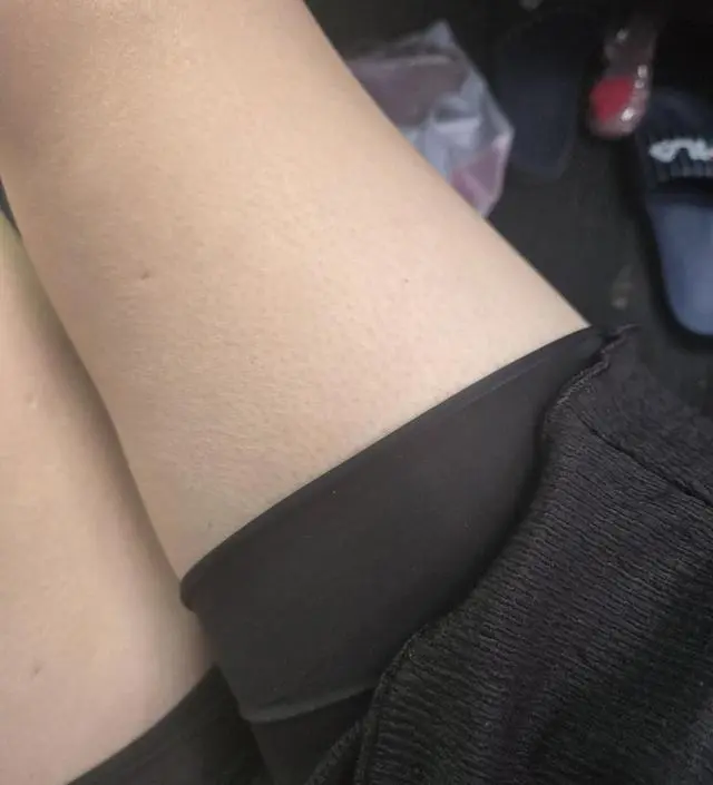 편하고좋아요 원피스를주로입어서 속바지가 더 필요해서샀는데 구매리뷰가 많은 이유가